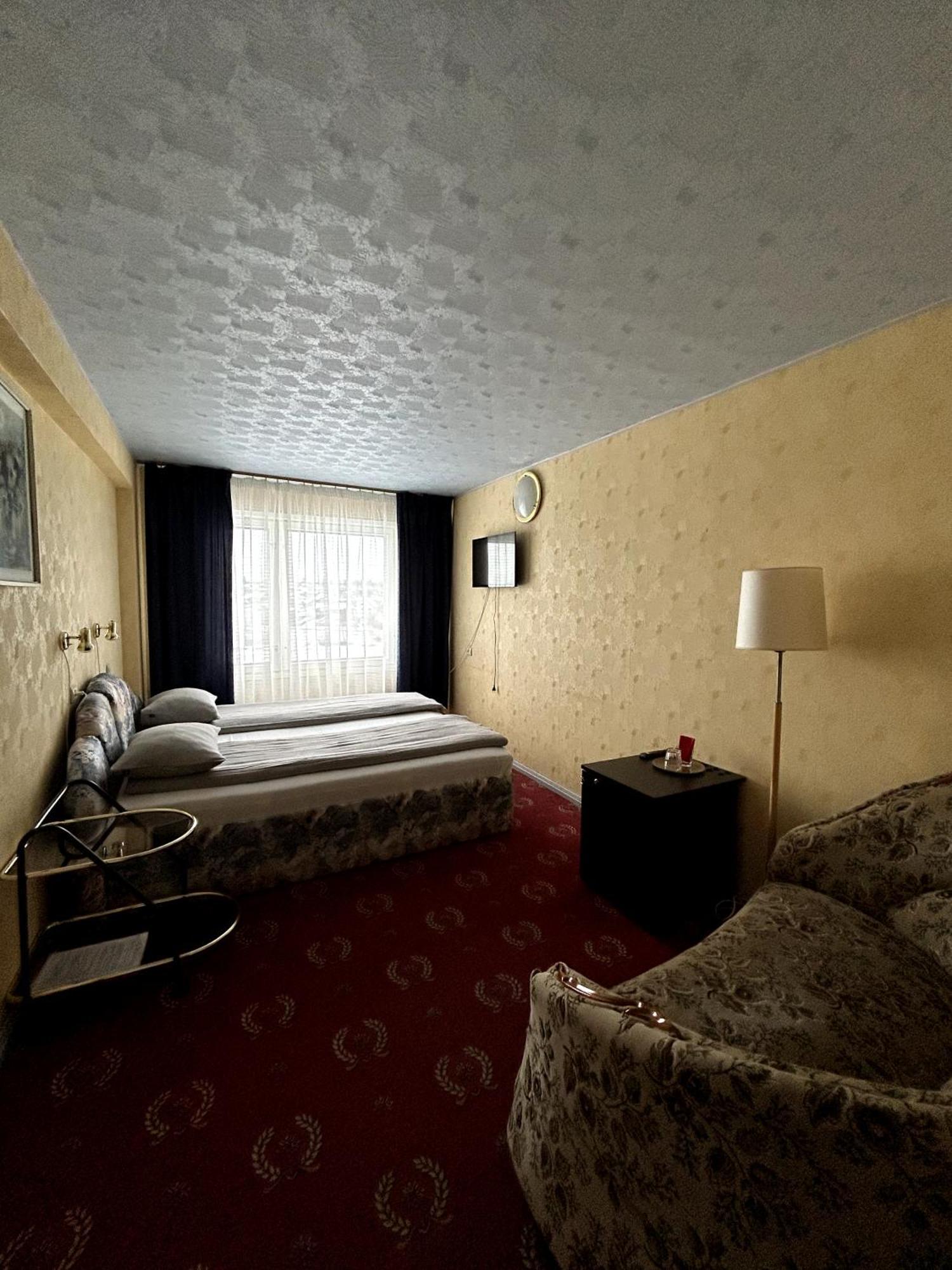 Hotel Talsi Esterno foto
