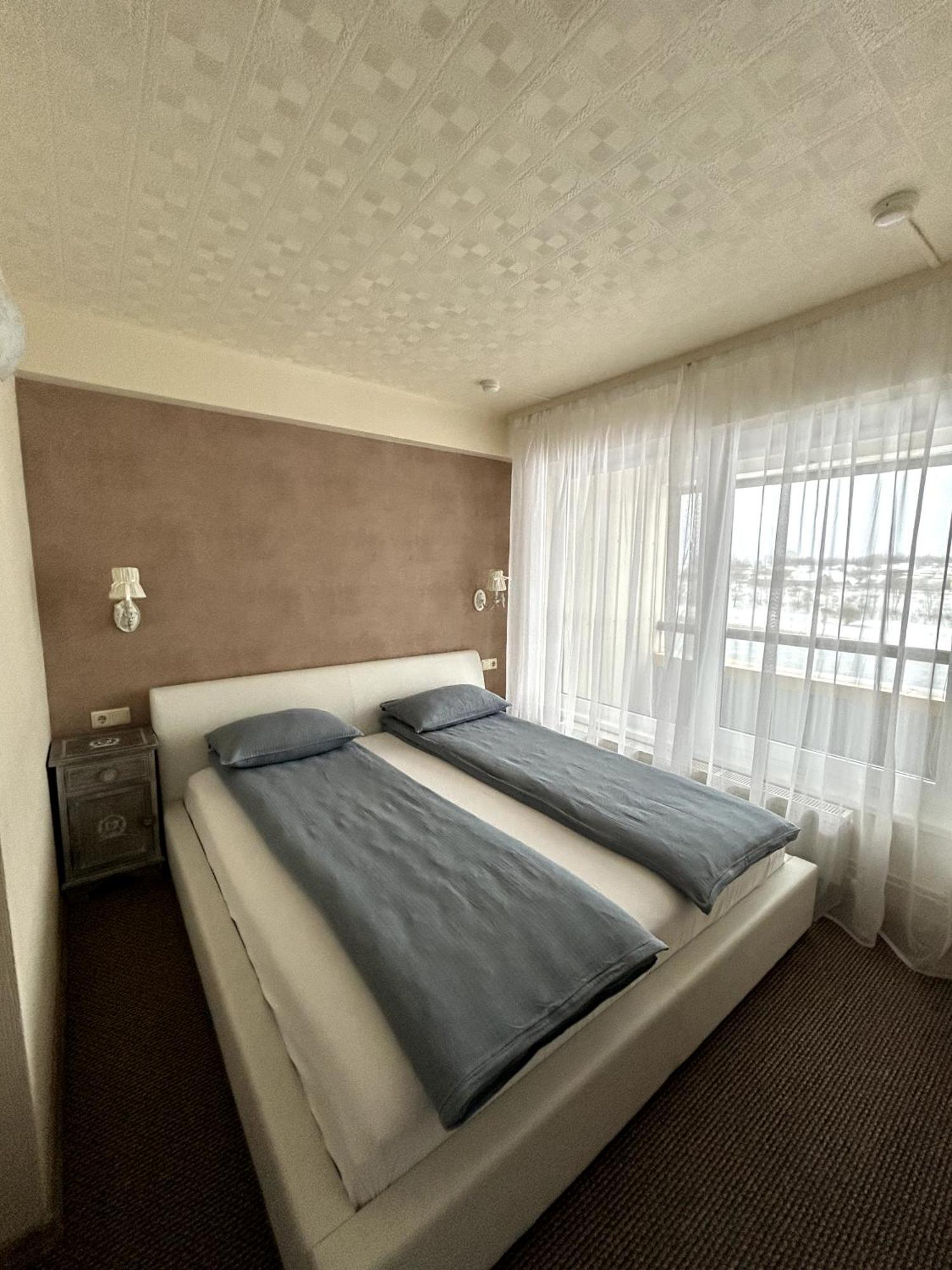 Hotel Talsi Esterno foto