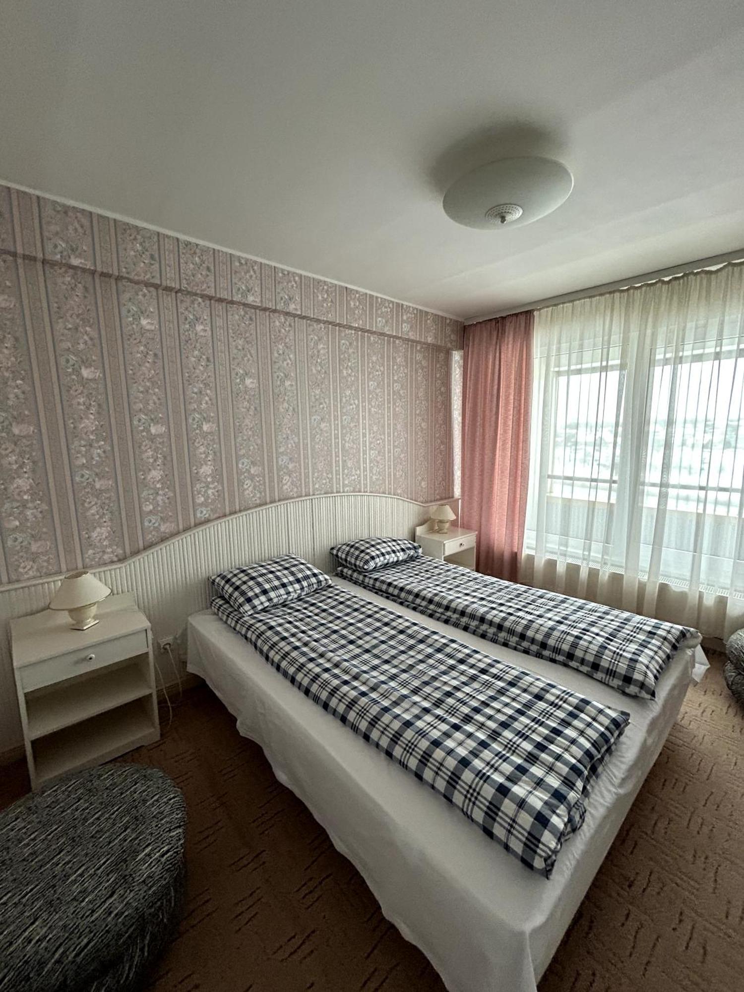 Hotel Talsi Esterno foto